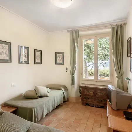 Villa Lo Scoglio