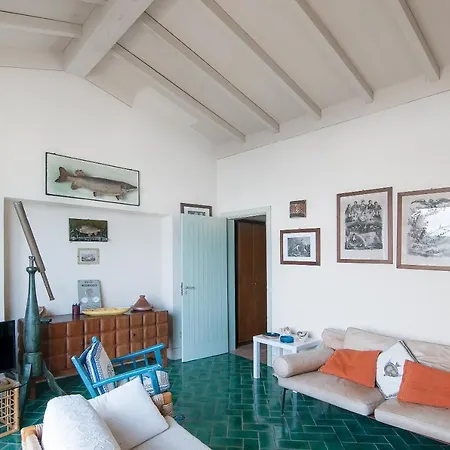 Lo Scoglio Villa Procchio (Isola d'Elba)